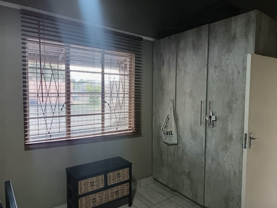3 Bedroom Property for Sale in Beaconsfield Northern Cape